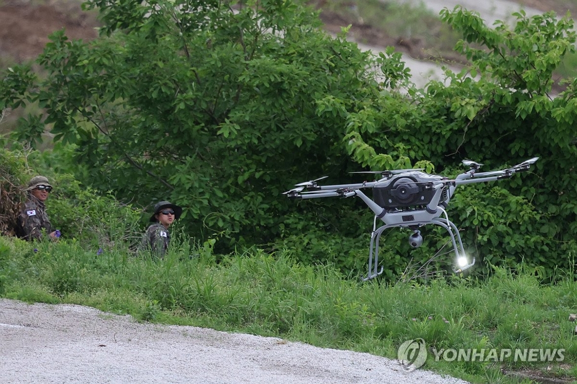 han quoc day manh trien khai thuc chien uav hinh anh 1