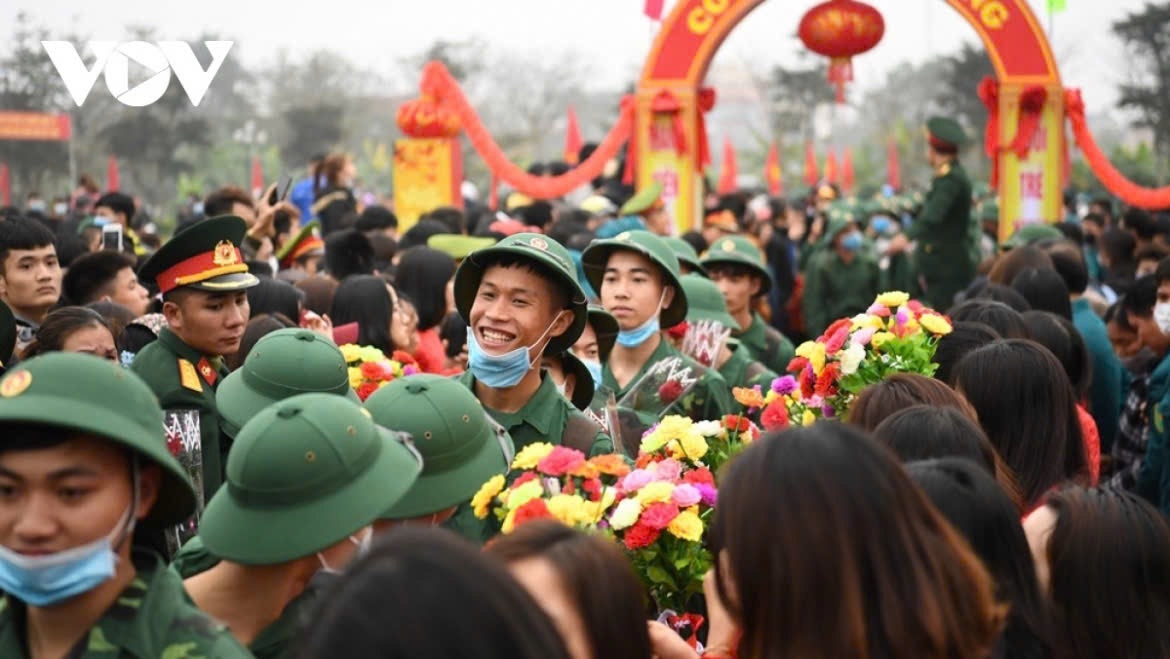 bo quoc phong cong bo 7 thu tuc nghia vu quan su thuc hien tren moi truong dien tu hinh anh 1