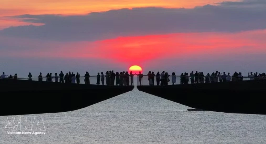 rok media spotlights phu quoc s rise as global tourism destination picture 1