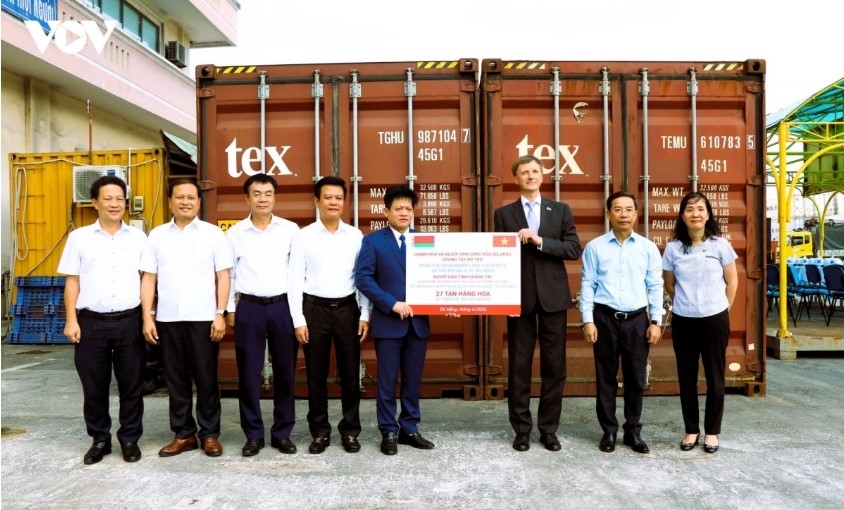 belarus aid shipment arrives for disaster-affected residents in quang tri picture 2