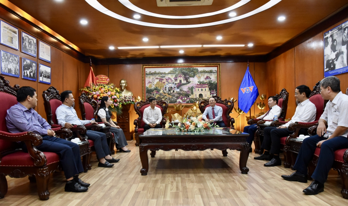 vov khang dinh vai tro bao chi chu luc dua chu truong cua Dang den voi nhan dan hinh anh 3
