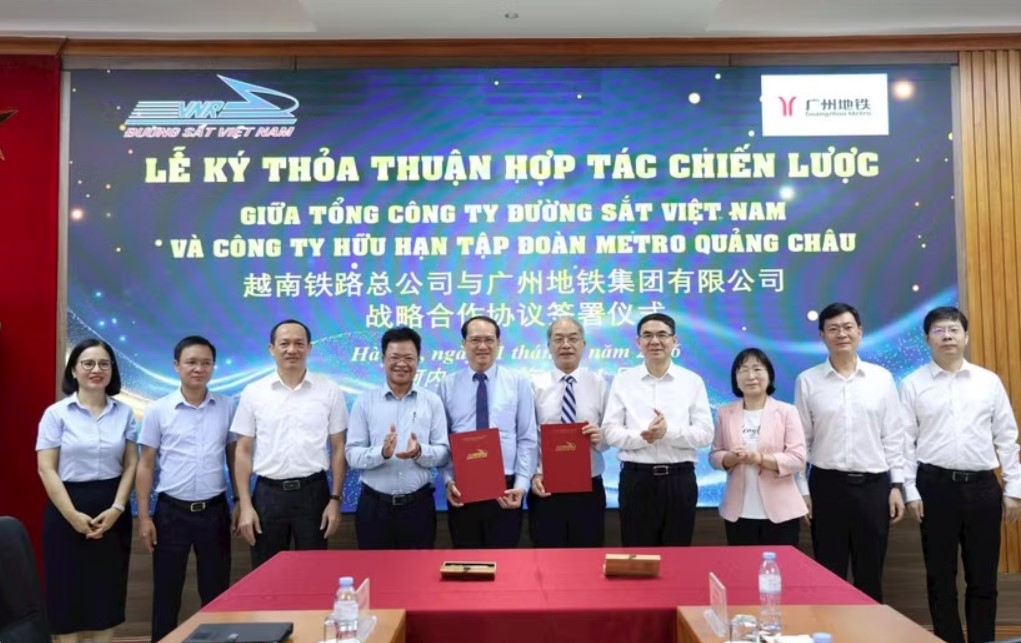 vietnam railways, guangzhou metro group sign strategic cooperation deal picture 1