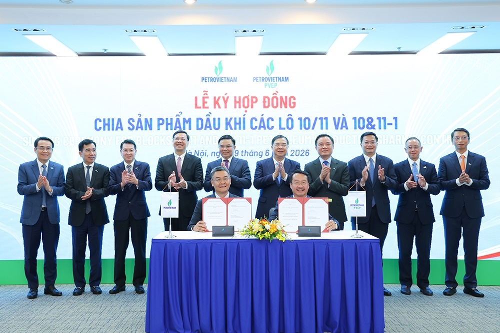 Petrovietnam ký hợp đồng dầu khí và khí mỏ Sư Tử Trắng giai đoạn 2B