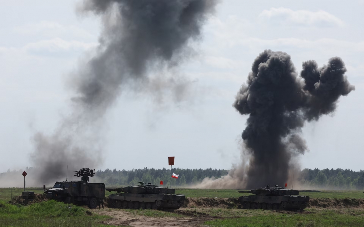 nato du kien tap tran hang loat sat bien gioi nga hinh anh 1