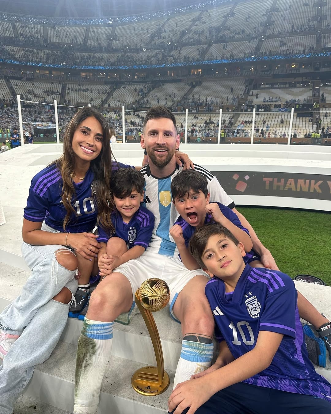 tu victoria beckham den shakira cuoc cach mang cua nhung nang wags tai world cup hinh anh 10