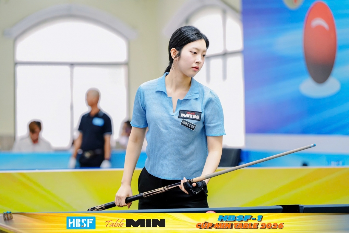 female korean players upset male opponents at vietnam billiards tourney picture 1
