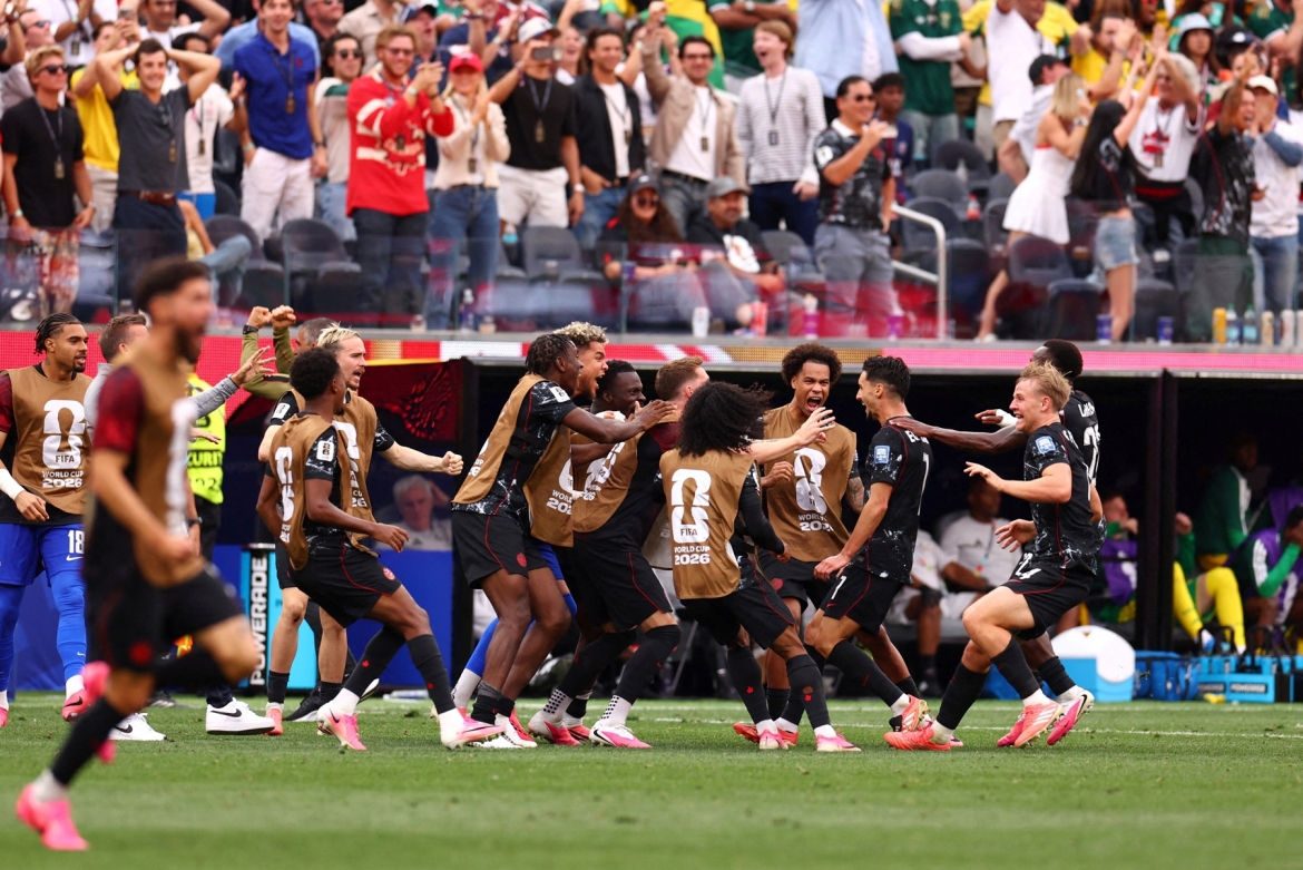 ket qua world cup 2026 hom nay 29 6 canada ha knock-out nam phi hinh anh 5