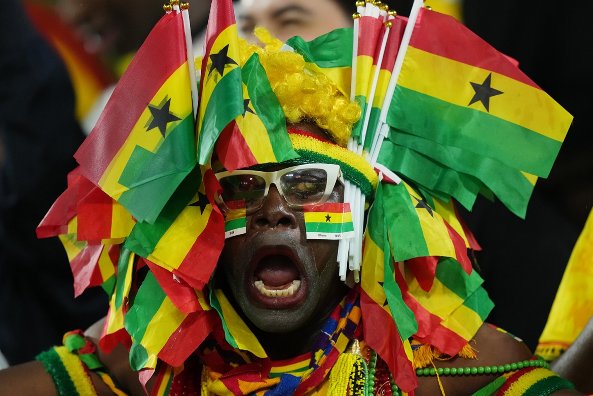 le hoi day mau sac cua niem tu hao dan toc tren cac khan dai world cup hinh anh 17