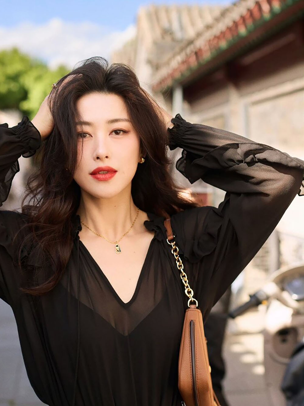 nguoi dep chu chau tung 8 lan lot top guong mat dep nhat the gioi bay gio ra sao hinh anh 16