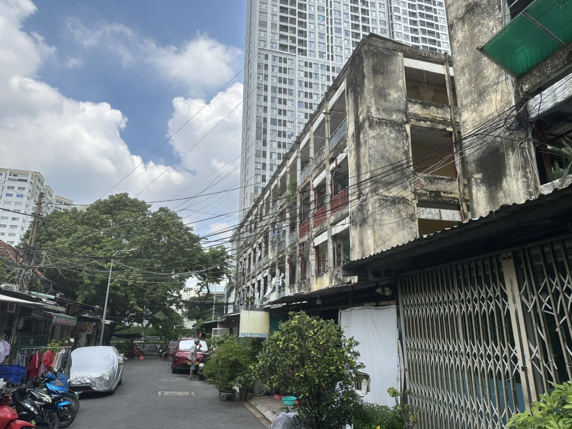 Tìm "chìa khóa" tháo gỡ điểm nghẽn trong cải tạo chung cư cũ ở TP.HCM