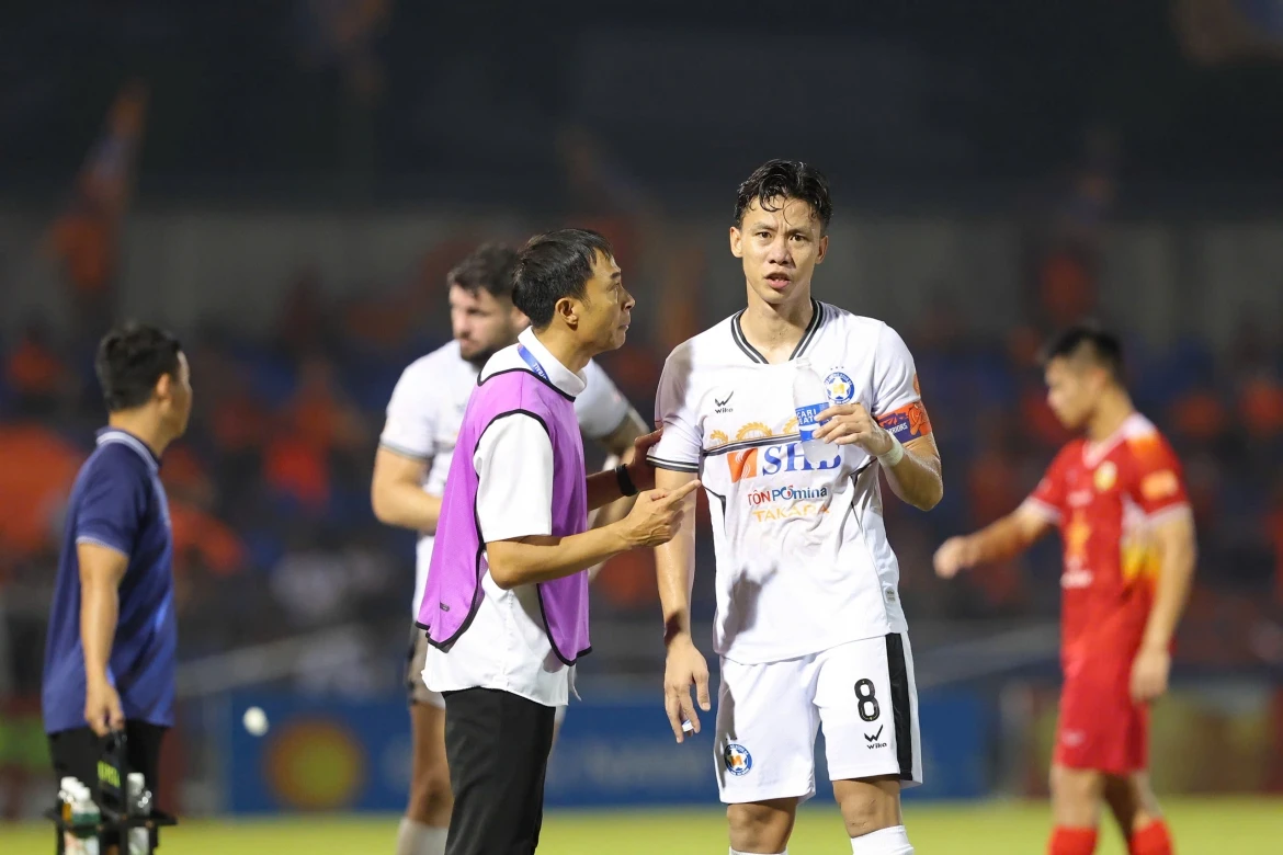 cuoc chien tru hang v-league 2025 2026 buoc vao the tam ma nghet tho hinh anh 2