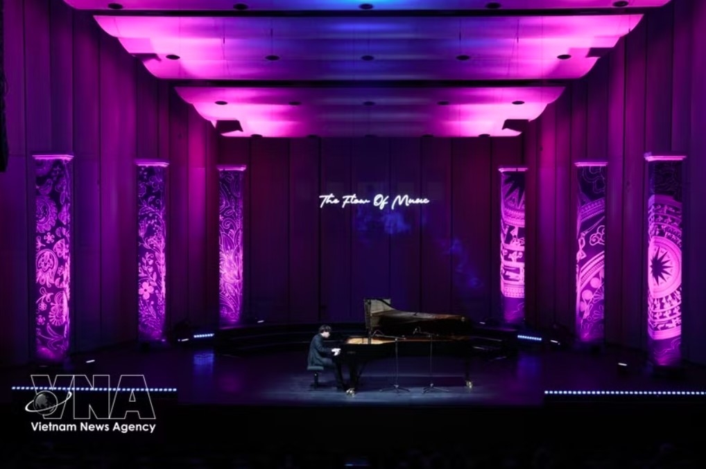 hanoi concert celebrates 76 years of vietnam poland diplomatic ties picture 1