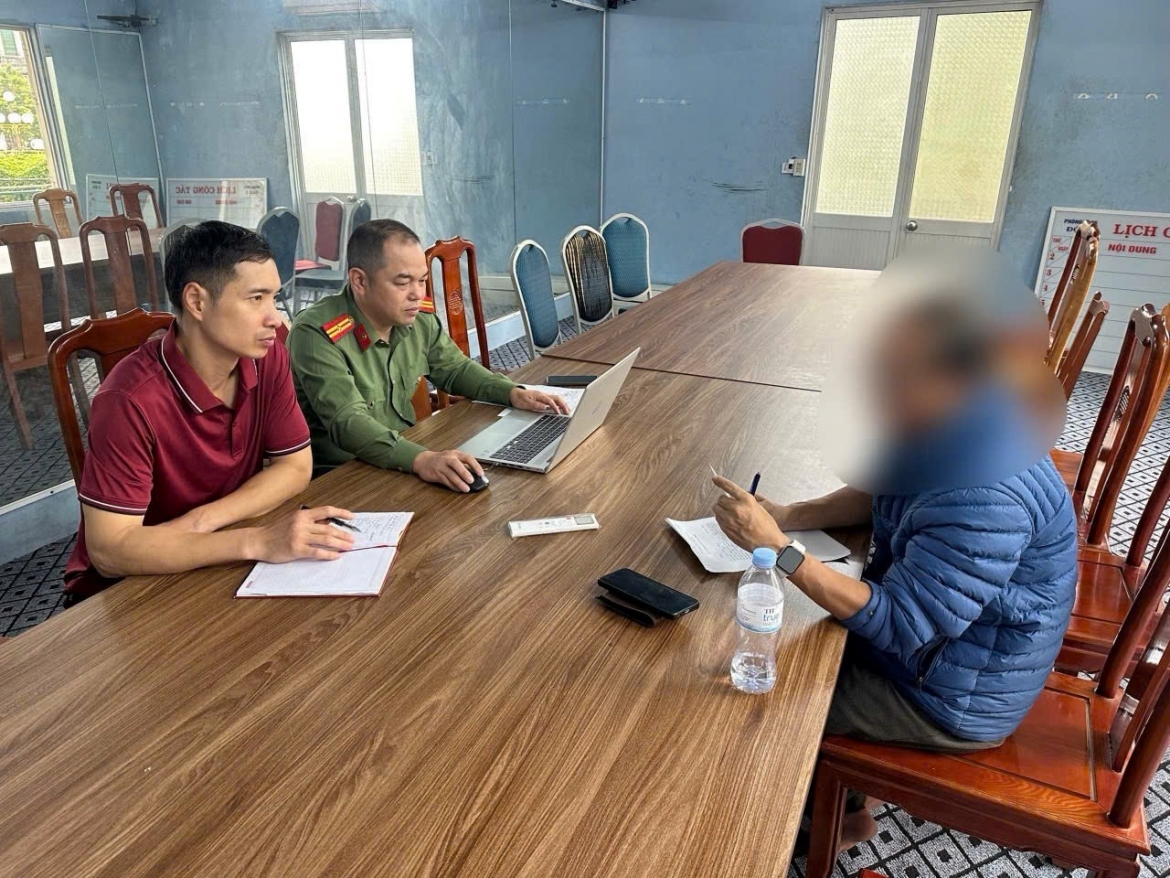 xu phat 7 truong hop o hai phong xuc pham luc luong cong an tren mang xa hoi hinh anh 1