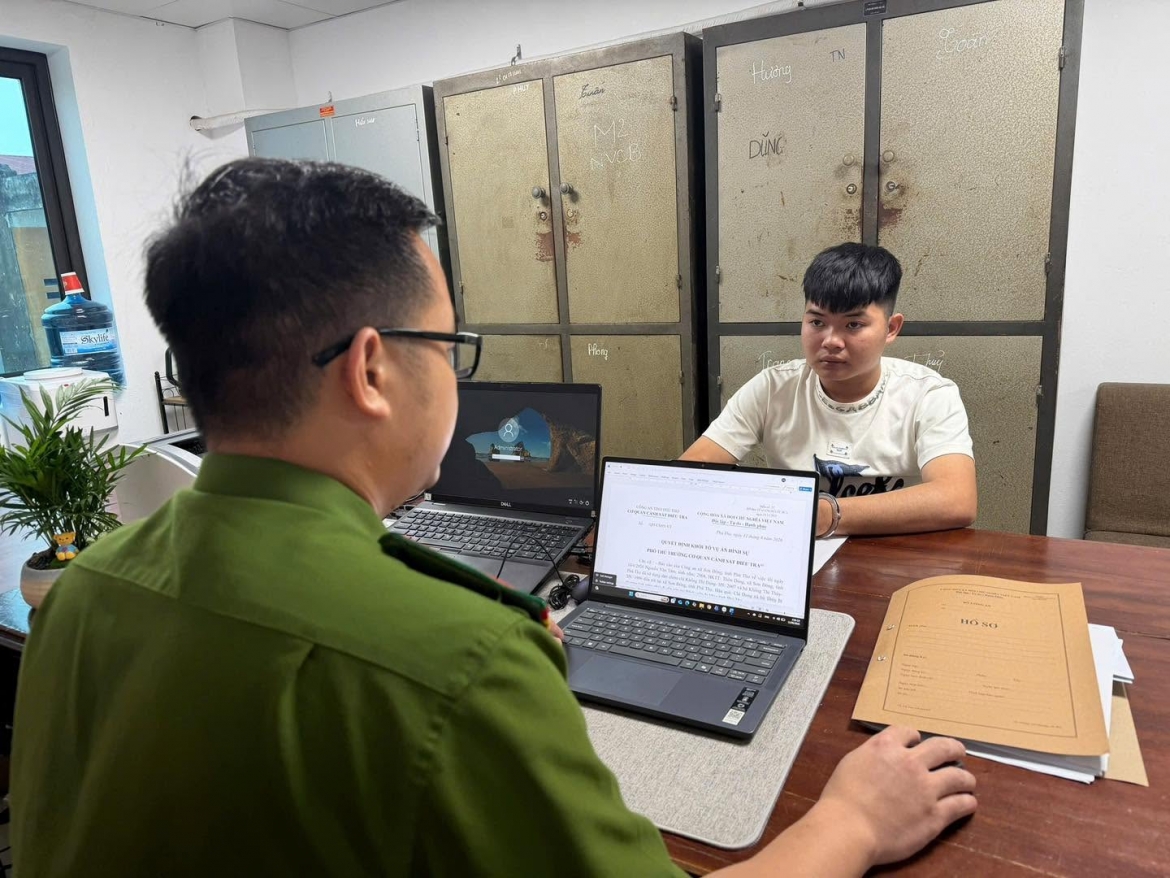 bat tam giam doi tuong dung dao tan cong vo va me vo o phu tho hinh anh 1