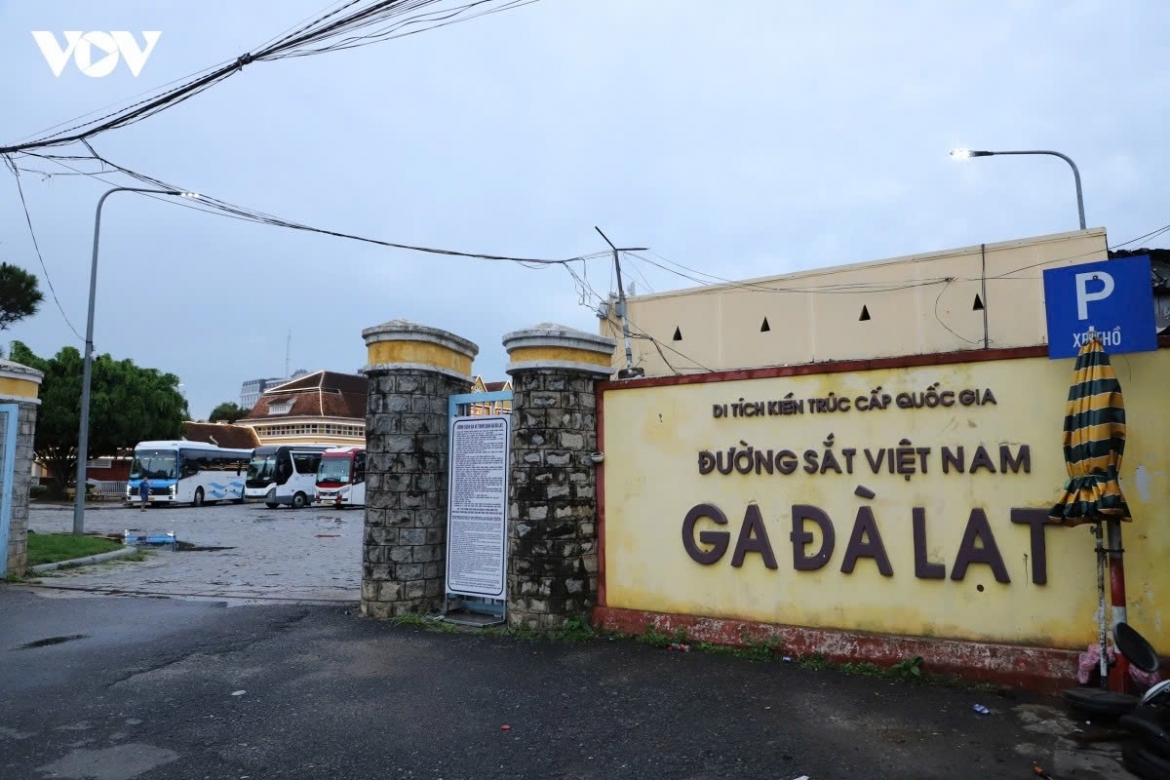 exploring da lat railway station and vietnam s historic rack railway picture 1