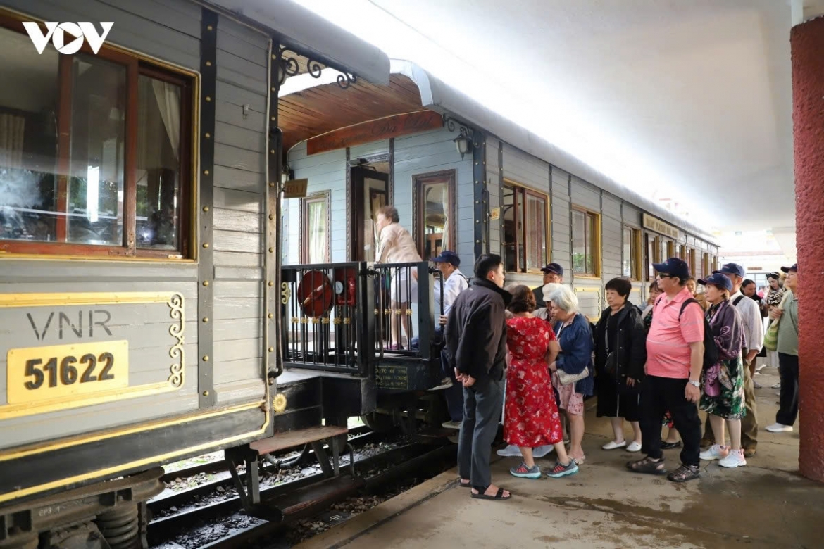 exploring da lat railway station and vietnam s historic rack railway picture 16
