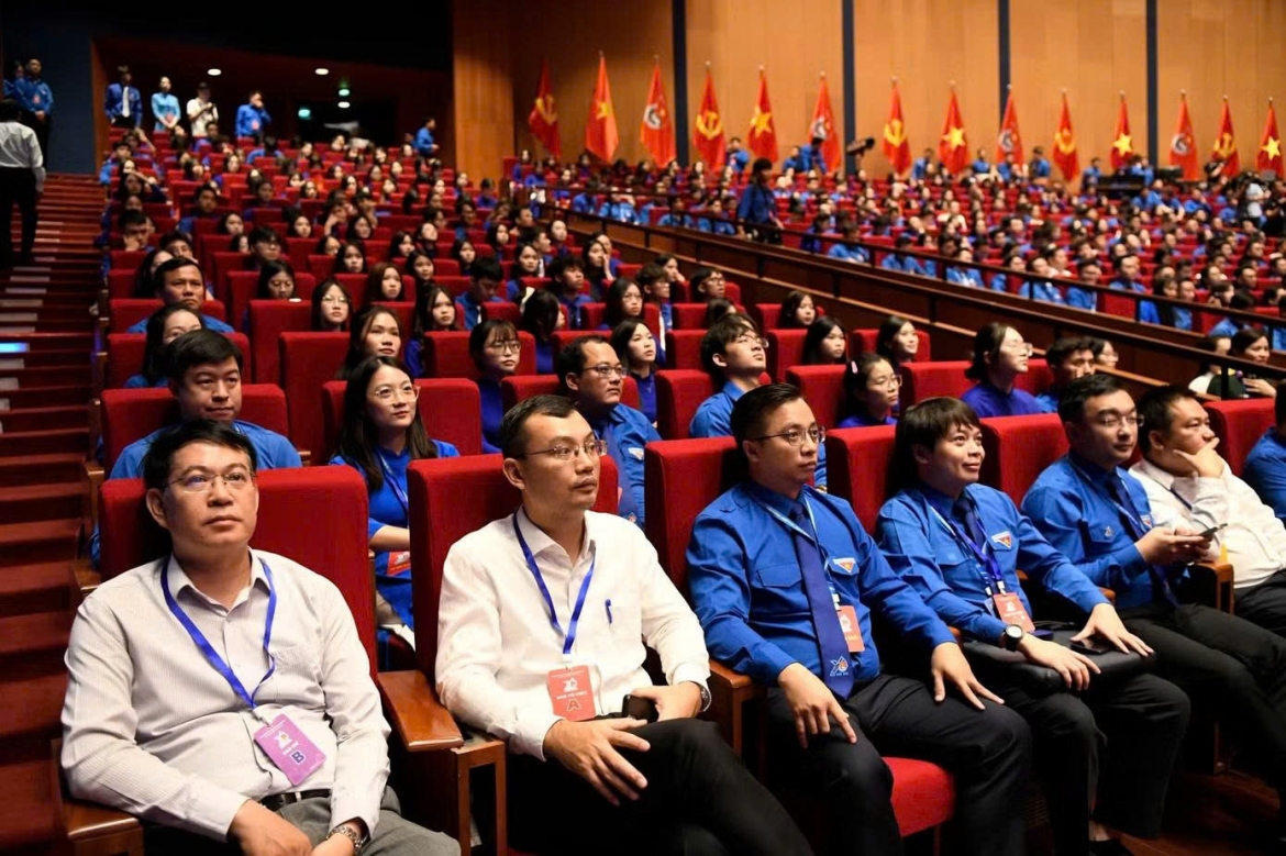 phien trong the Dai hoi Doan toan quoc lan thu xiii hinh anh 3