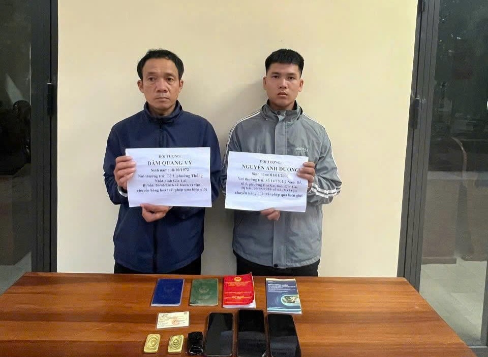 quang ngai khoi to vu van chuyen trai phep vang qua cua khau bo y hinh anh 1