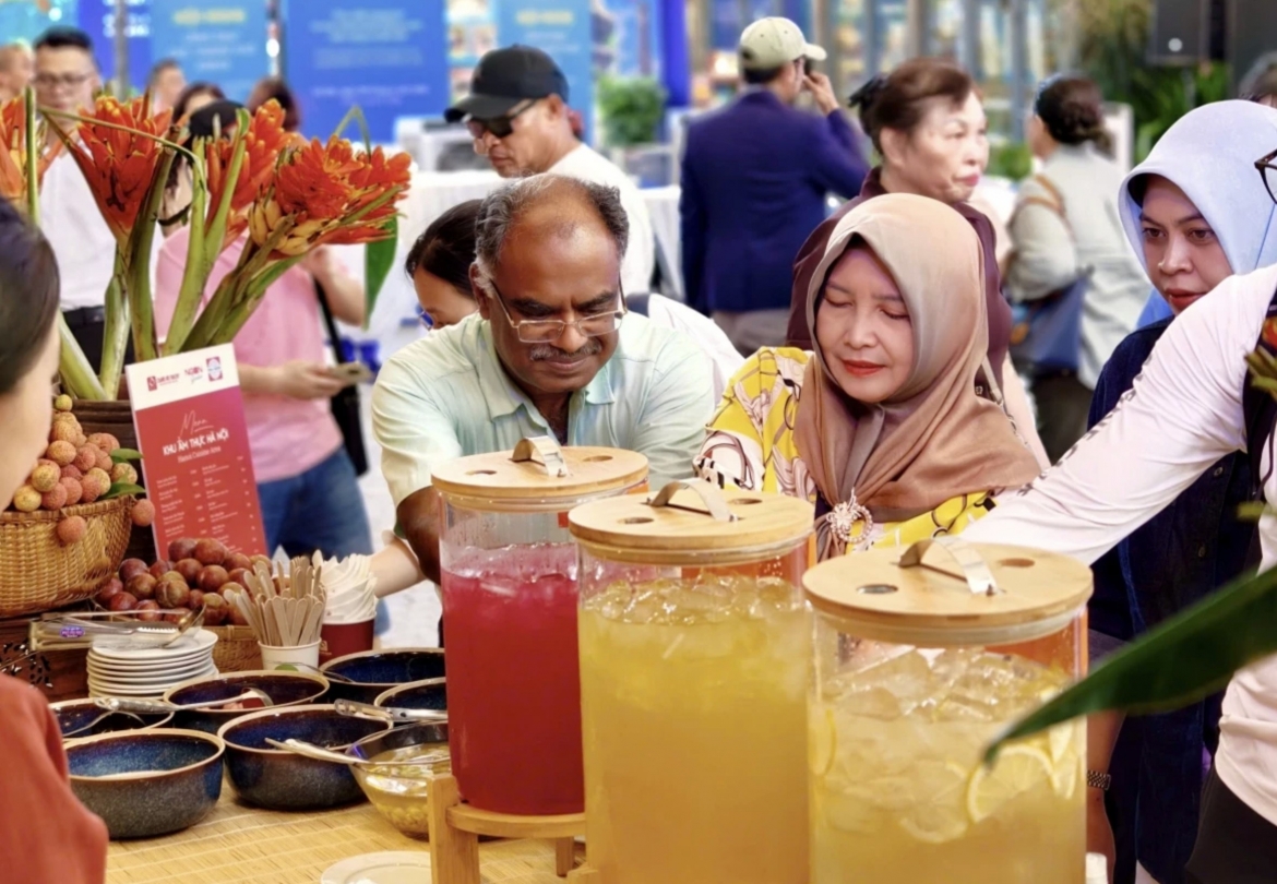 hanoi introduces cultural identity to asean delegates picture 3