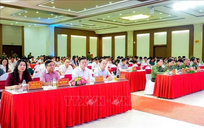 tung buoc lam chu cong nghe moi trong nghien cuu va phan tich du luan xa hoi hinh anh 2