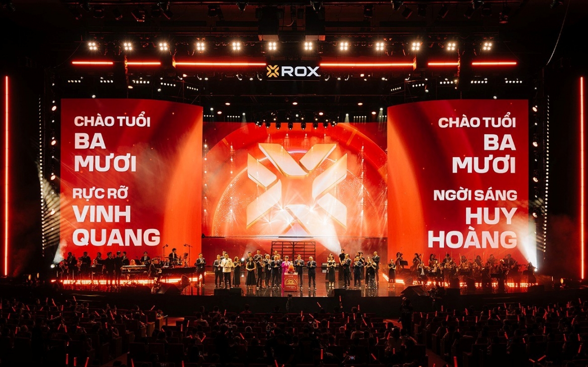 rox30 concert ban giao huong cua ky uc, anh sang va khat vong viet hinh anh 5