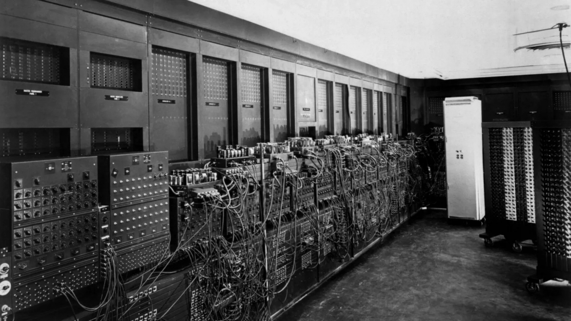 univac i - co may tinh khong lo lam thay doi the gioi hinh anh 1