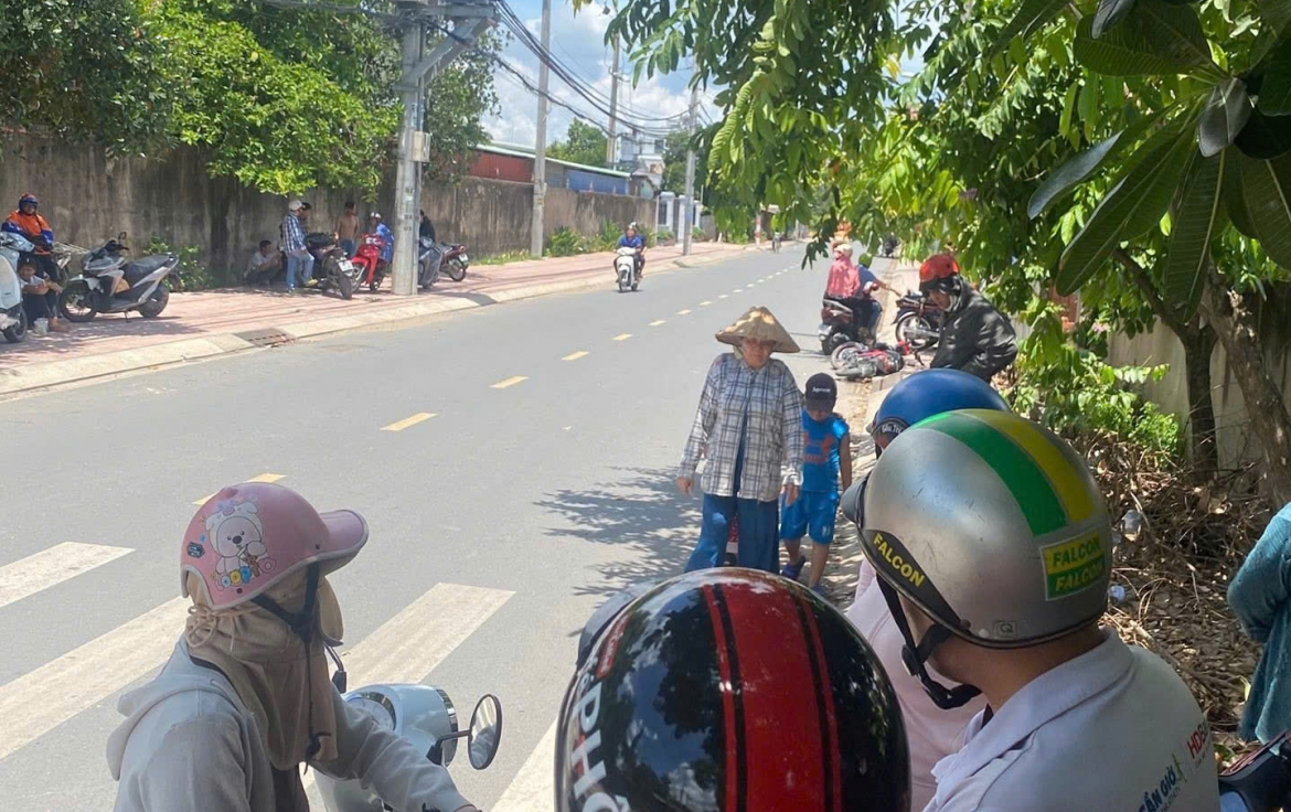 thieu nien bi nguoi dan ong than kinh khong on dinh danh tu vong o tp.hcm hinh anh 2