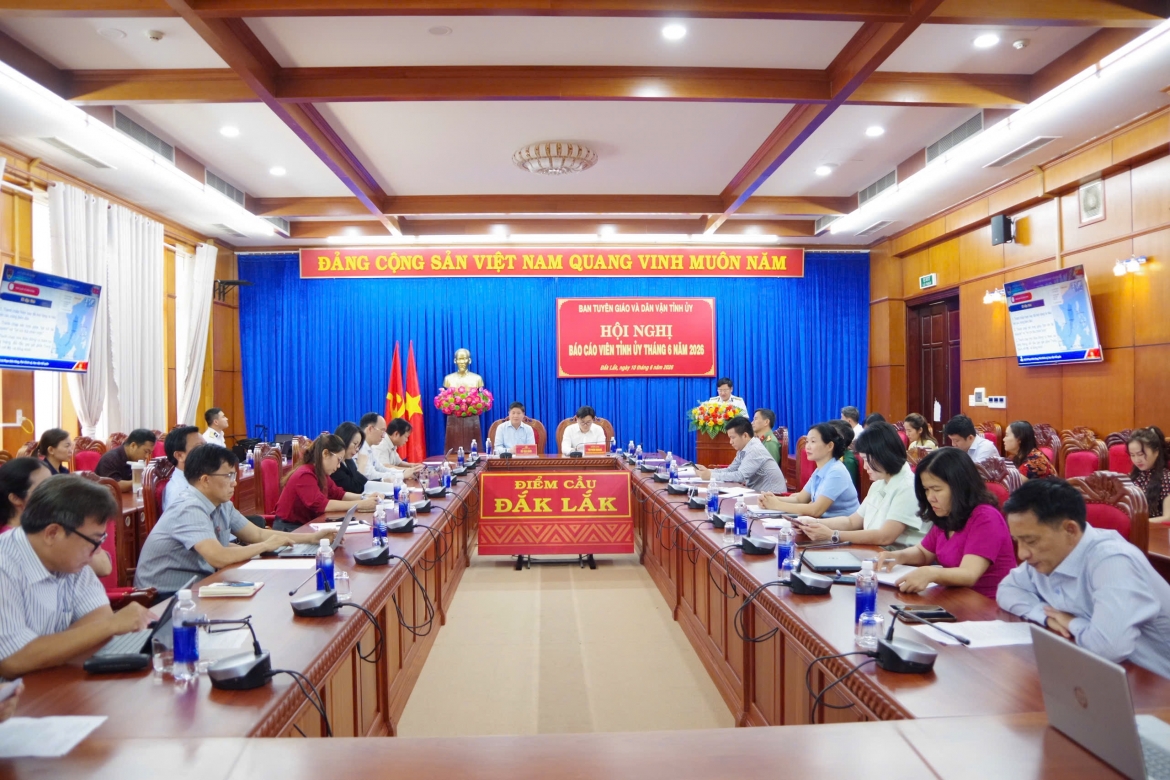 lan toa tinh yeu bien, dao cua to quoc tai tinh Dak lak hinh anh 1
