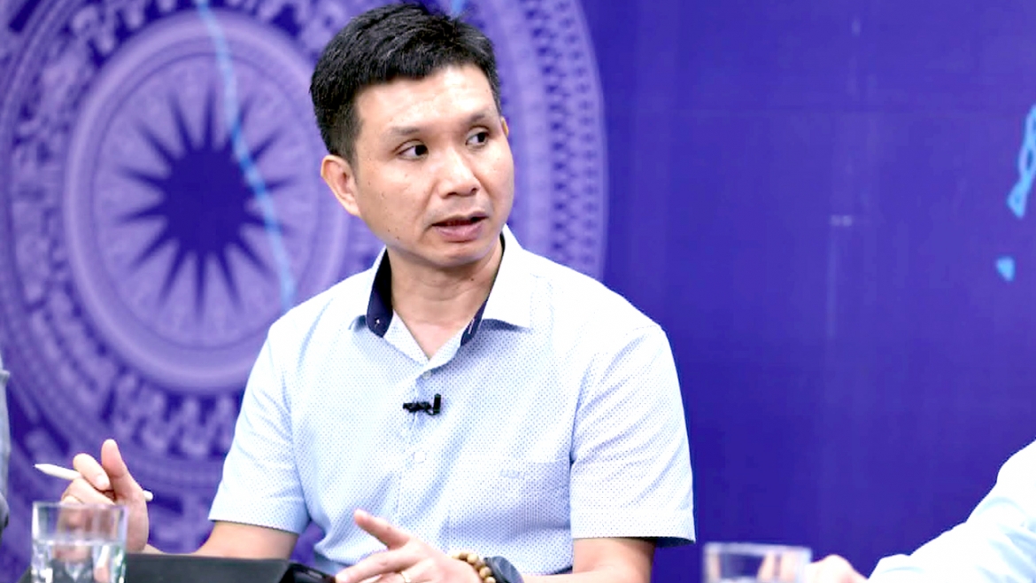 toi co tien tai sao toi khong duoc dung nhieu dien hinh anh 2