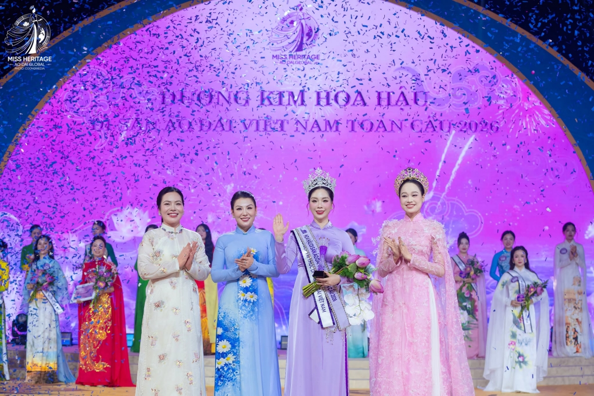phung thi huyen my dang quang hoa hau di san Ao dai viet nam toan cau 2026 hinh anh 3