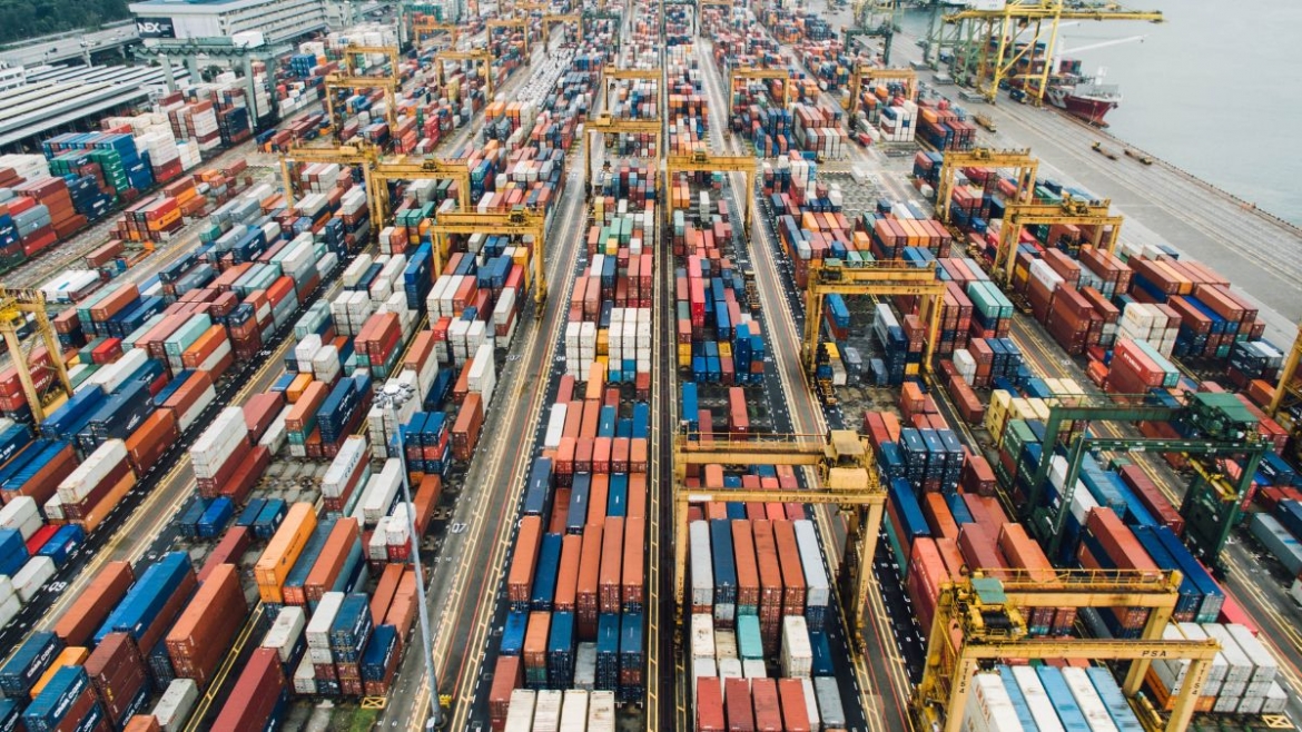 vietnam trade turnover exceeds us 445 million in five months, up 25 picture 1