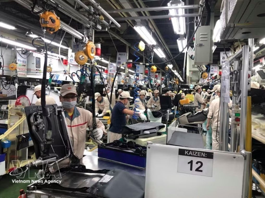 vietnam s industrial production records strongest five-month growth in four years picture 1
