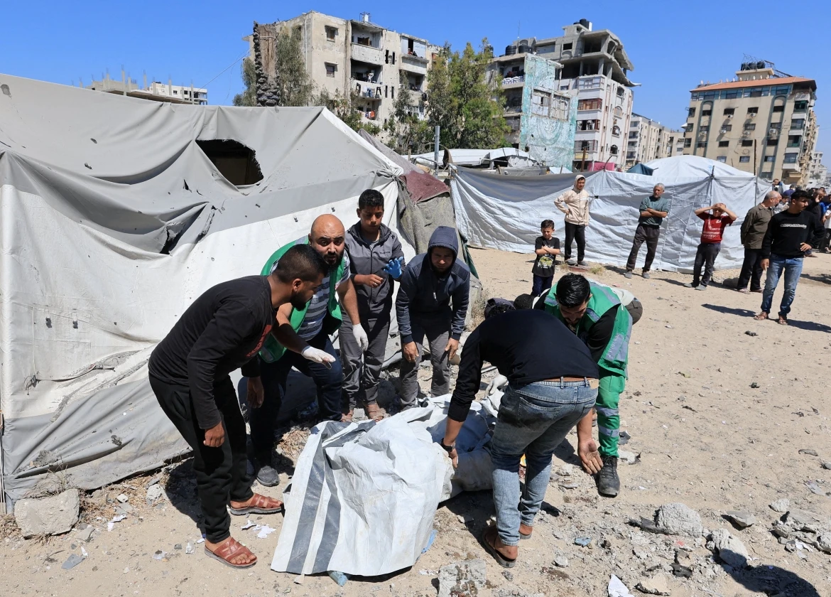 israel khong kich cac khu dan cu o gaza, it nhat 9 nguoi thiet mang hinh anh 1