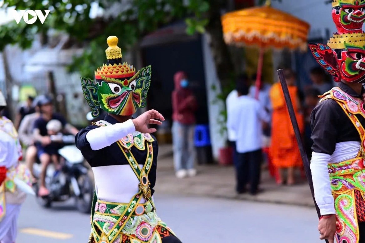 bun komsan sroc peace-praying festival preserves khmer traditions in vinh long picture 6