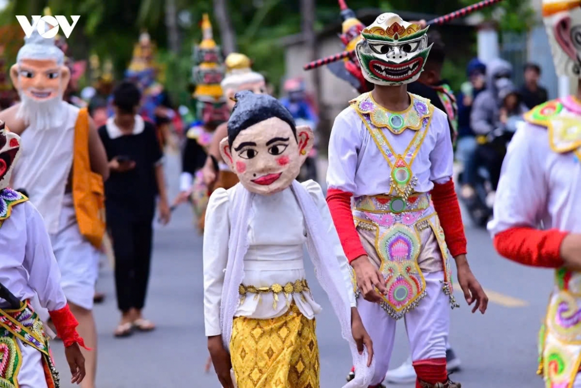 bun komsan sroc peace-praying festival preserves khmer traditions in vinh long picture 9