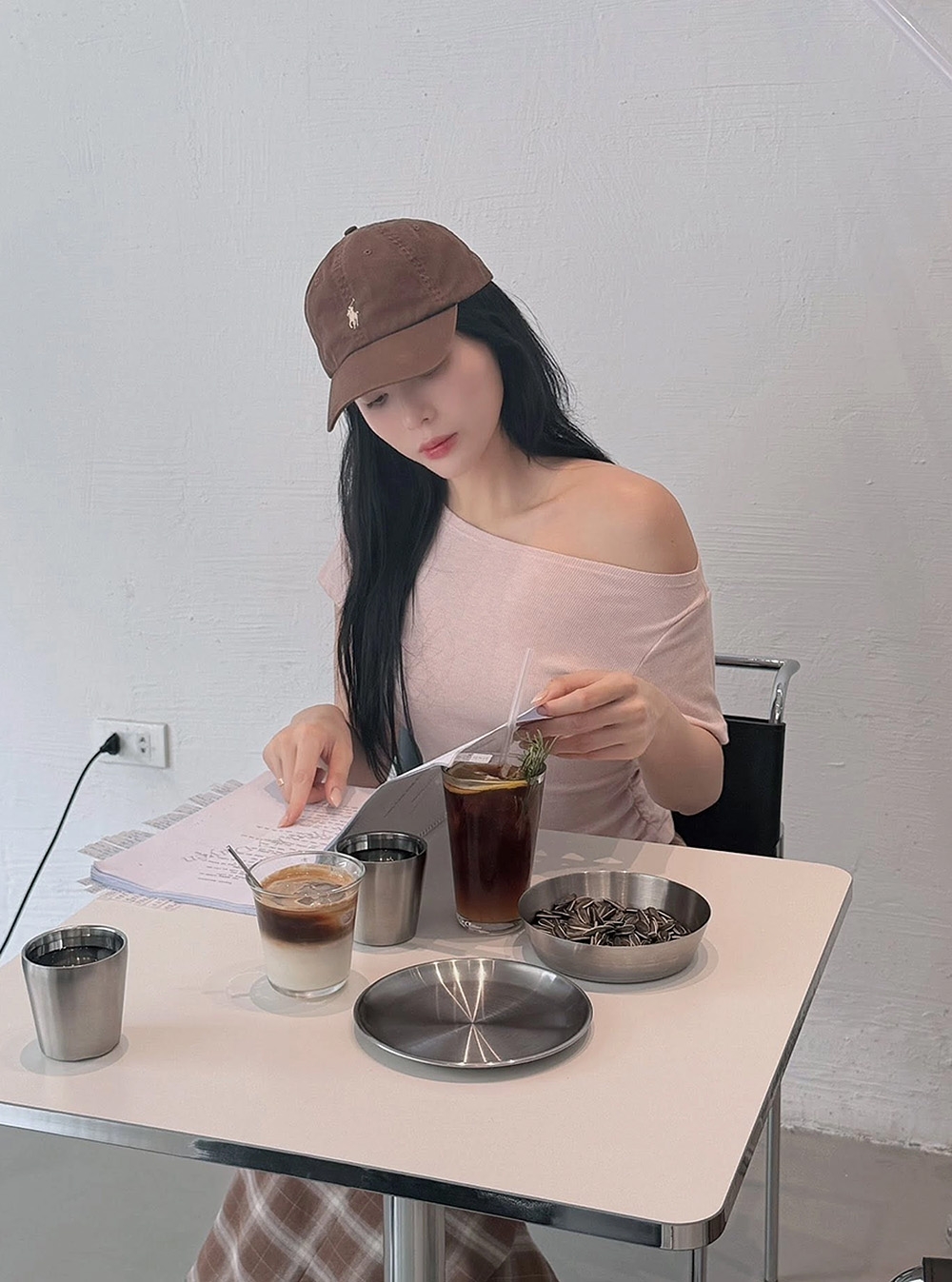 sao viet 7-6 luong thuy linh khoe duong cong, sy thanh dien bikini sieu nho hinh anh 4