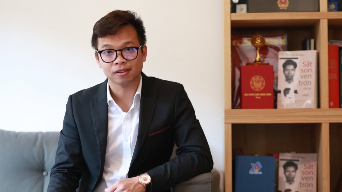 pgs.ts tran le hung muon lam chu cong nghe phai hoc tap suot doi hinh anh 1