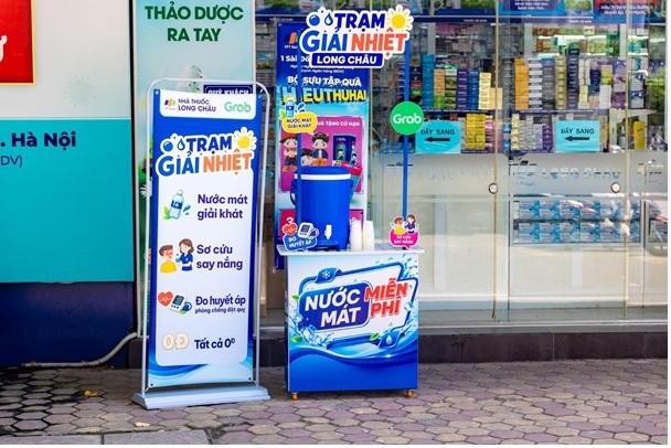 hon 1.000 diem giai nhiet, cham soc suc khoe mien phi tai long chau hinh anh 1
