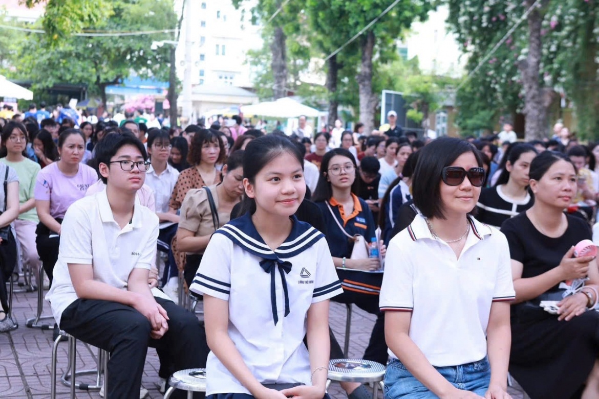 chon to hop lop 10 the nao de khong tu thu hep co hoi vao dai hoc hinh anh 1