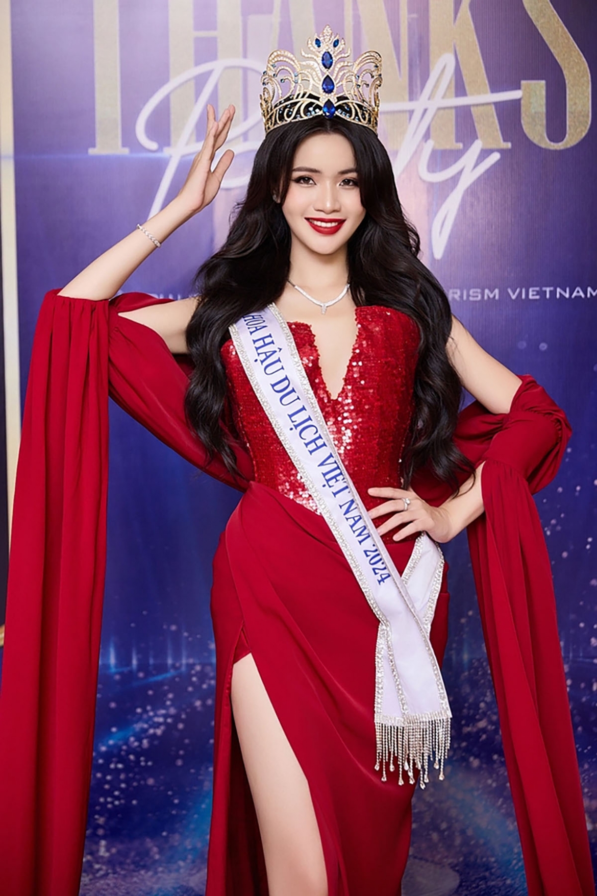 nguoi dep ngoc quynh nong cung world cup xac nhan thi miss grand vietnam 2026 hinh anh 6