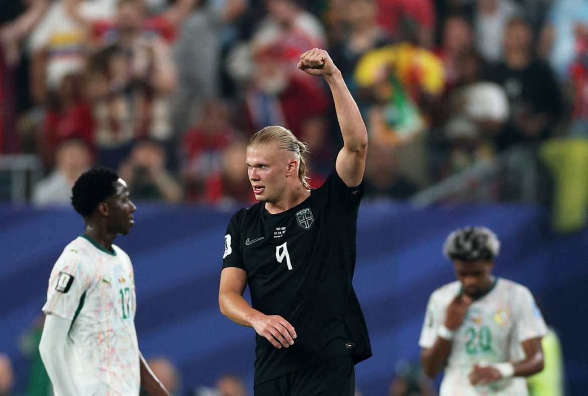 vuot qua vong bang world cup, haaland va dan sao na uy an mung dam chat viking hinh anh 2