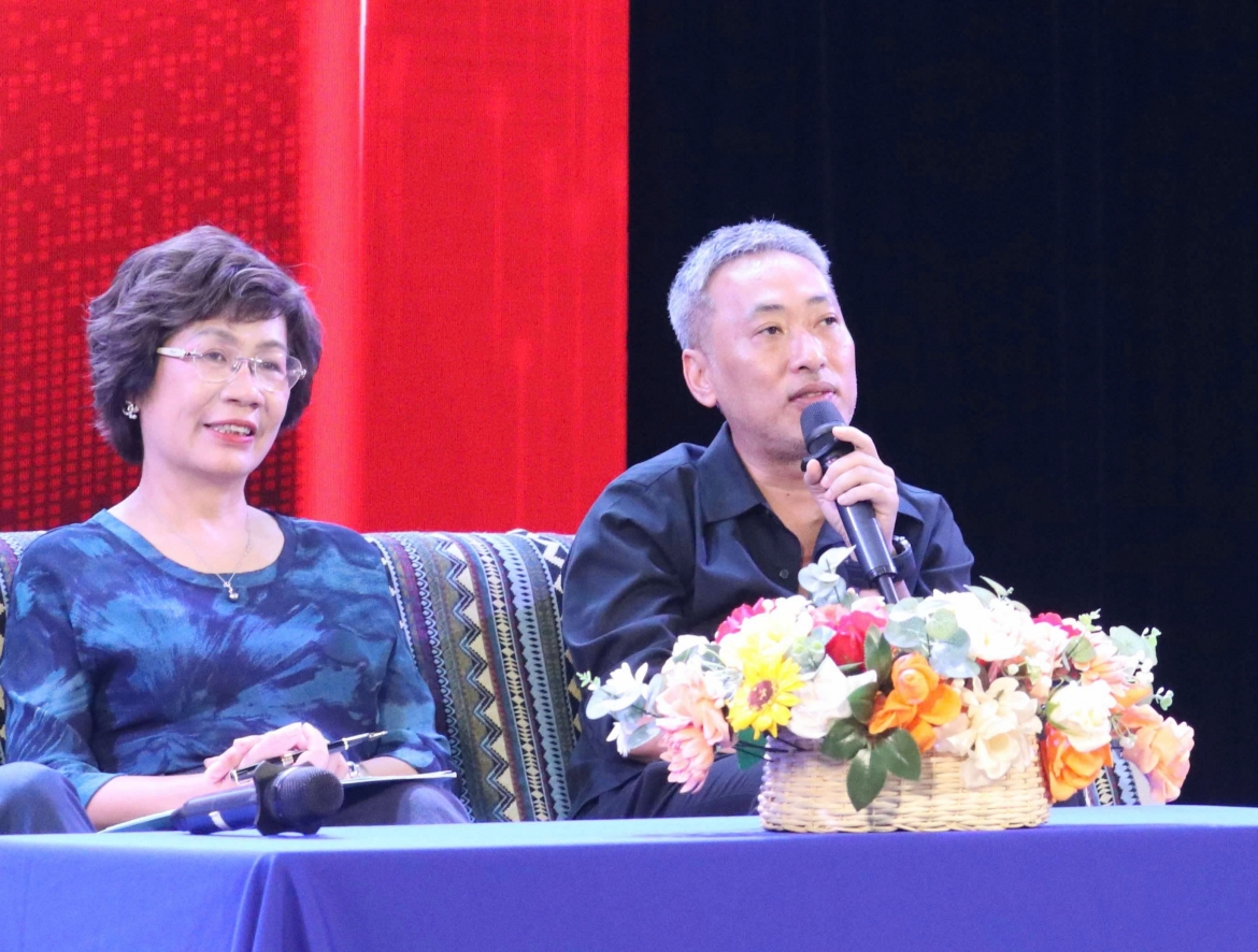 Dao dien nguyen quang dung nen co cai nhin tich cuc voi nguoi tre trong sang tao hinh anh 2