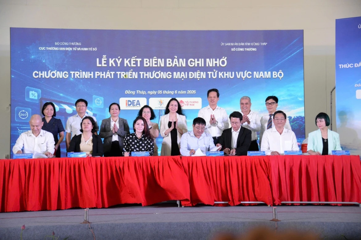bo cong thuong to chuc hoi nghi thuong mai dien tu khu vuc tay nam bo hinh anh 1