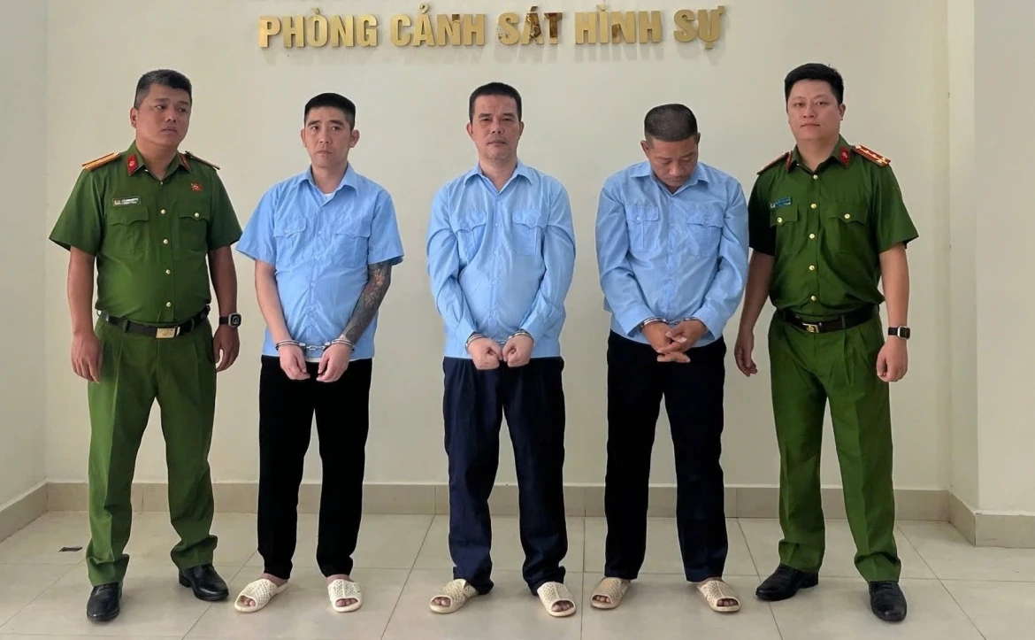 khoi to tiktoker ngoc sui ve hanh vi cuong doat tai san hinh anh 1