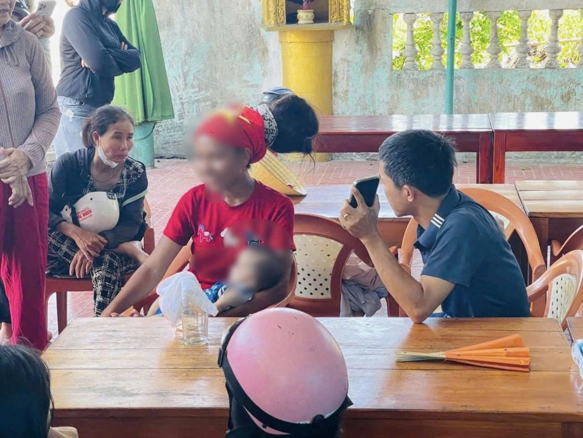 ho tro 3 me con di bo tu hai phong vao nam tro ve que hinh anh 1