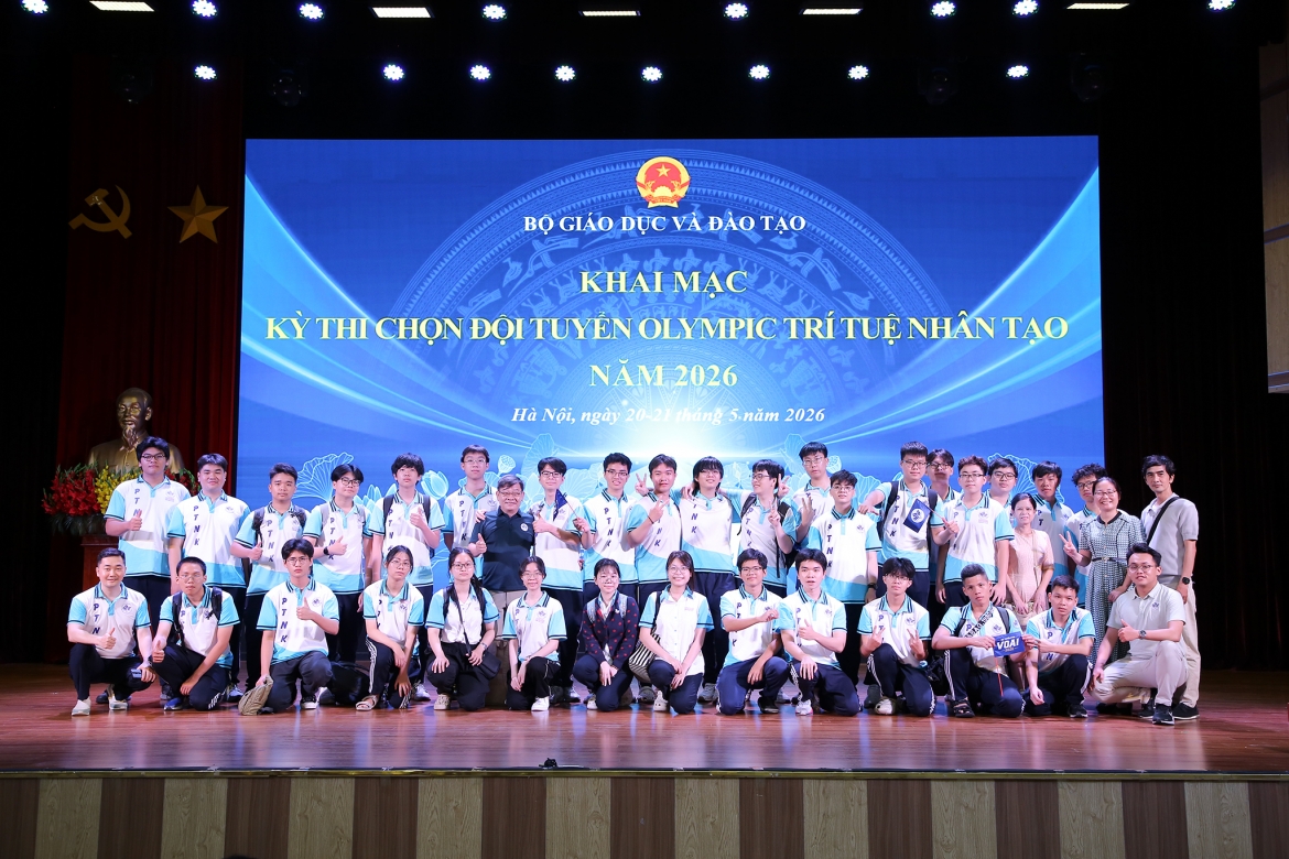 hanoi s sole representative joins vietnam team for ioai 2026 picture 1