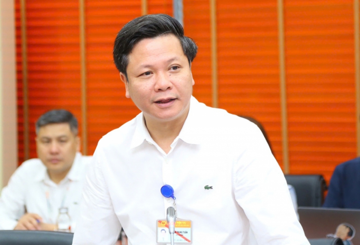mot nam van hanh chinh quyen dia phuong 2 cap vua van hanh vua hoan thien hinh anh 1