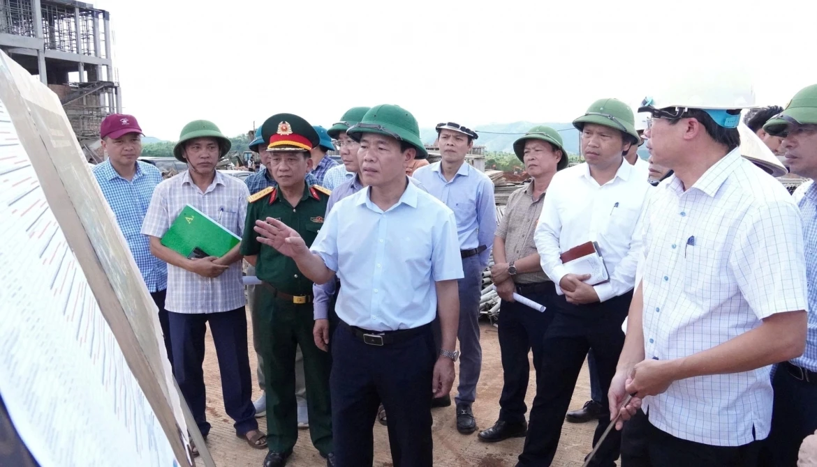 De xuat quan doi ho tro xay dung truong hoc bien gioi tai quang tri hinh anh 5