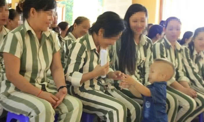 tu 1 7, moi thang pham nhan duoc goi video ve nha 1 lan khong qua 10 phut hinh anh 1