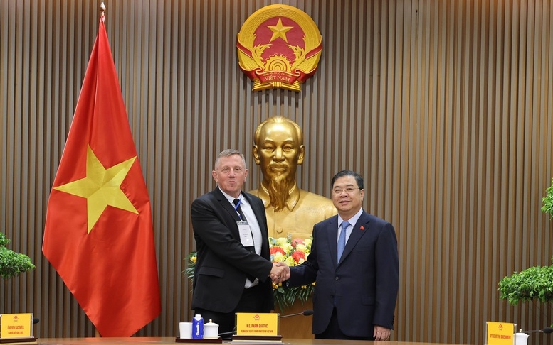 pho thu tuong pham gia tuc lam viec voi hoi dong nang luong gio toan cau hinh anh 1